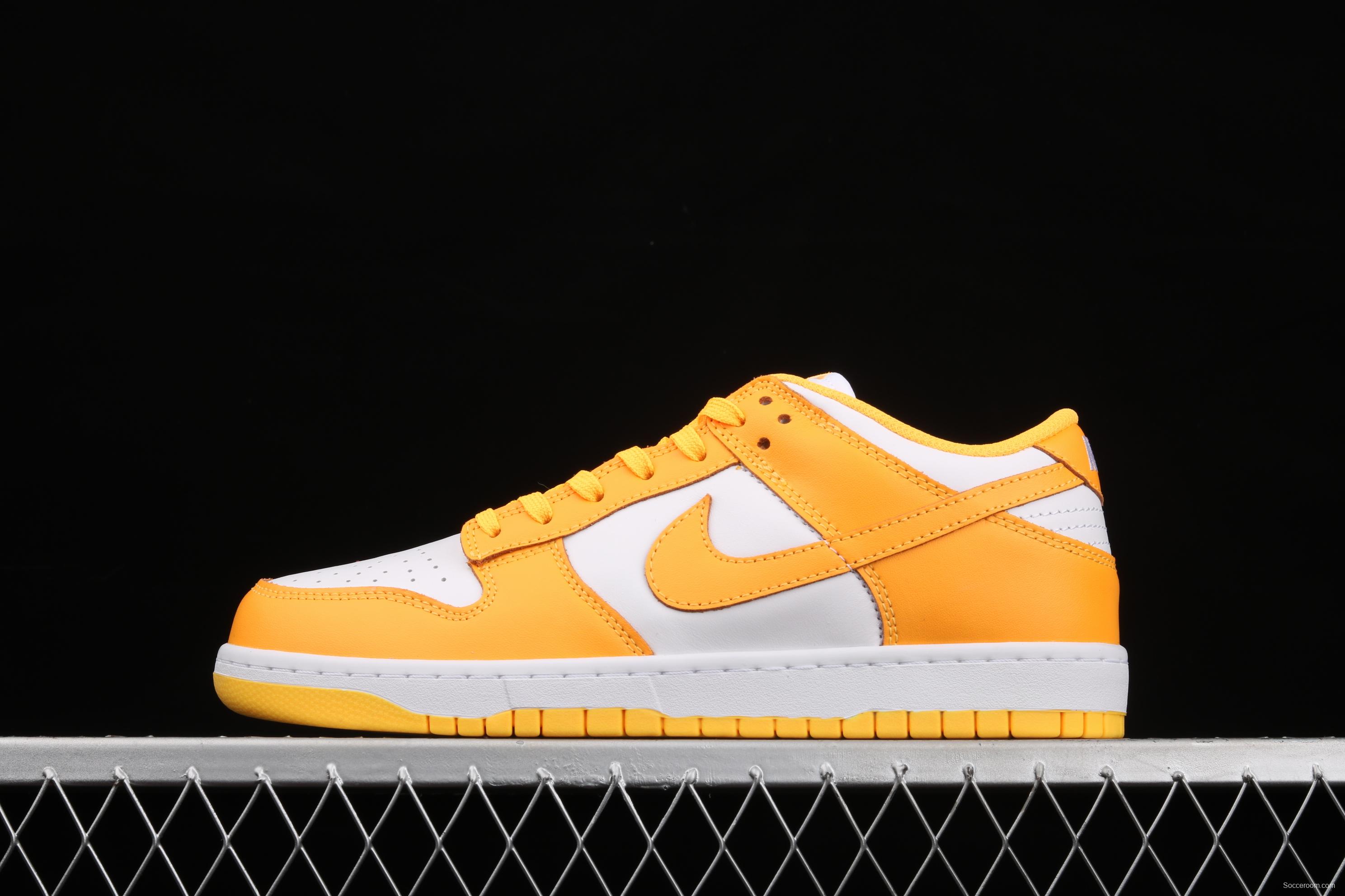 NIKE DUNK Low SB dunk series white and yellow color matching low-side leisure sports skateboard shoes DD1503-800