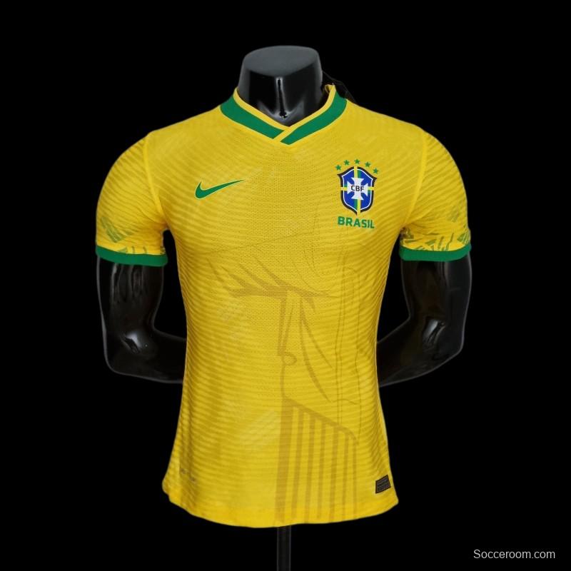 Player Version 2022 Brazil Classic Yellow