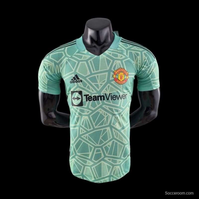 Player Version 22/23 Manchester United Green Goalkeeper