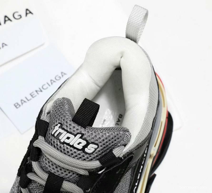 Men/Women Balenciaga Triple-S Sneaker 3 Color Item 6380340