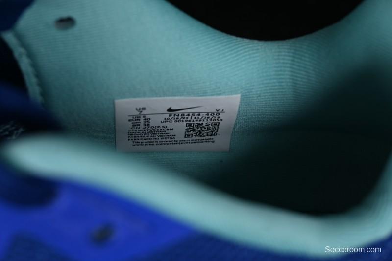 Nike Zoom Fly 6 Running Shoes with Flyknit Material and Carbon Fiber Plate - FN8454-400