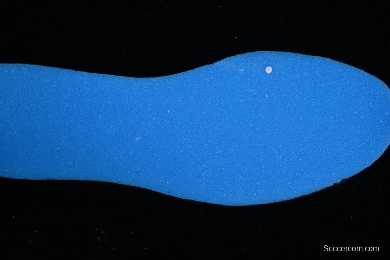 Nike Revolution 7 Wide Low-Top Running Shoes with Breathable Mesh and Durable Cushioning - FB2208-101