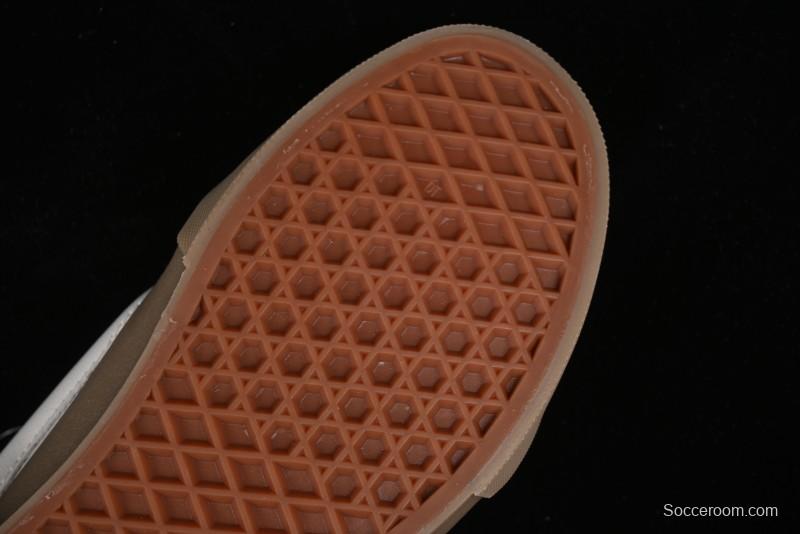 Vans Classics Knu Skool Retro Sneakers with Enlarged Toe and Thickened Tongue - VN000CZUVE1