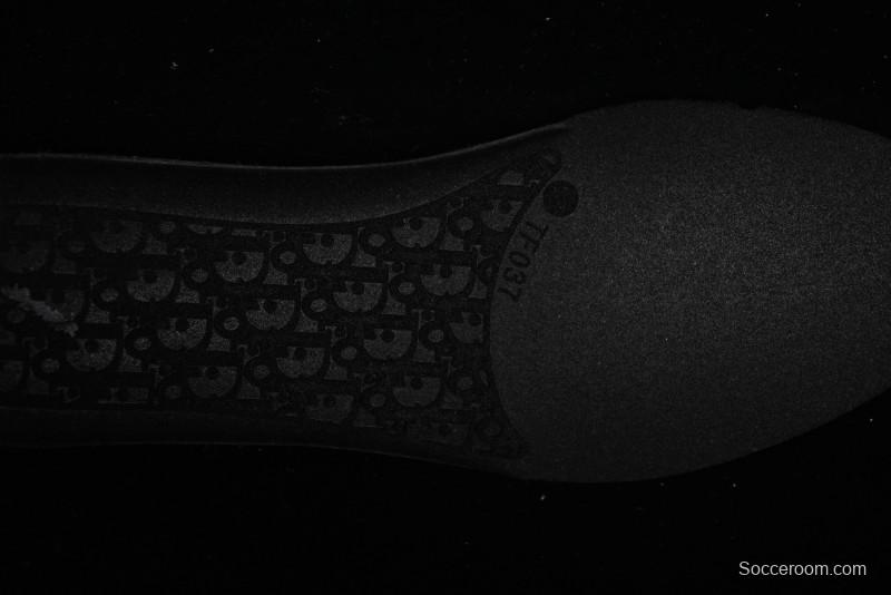 Dior B30 Sneakers with Reflective CD30 Logo and Lightweight Rubber Sole - CD30