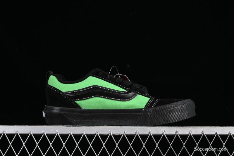 Vans Classics Knu Skool Retro Sneakers with Thickened Tongue and Enlarged Toe - VN0009QCSWE