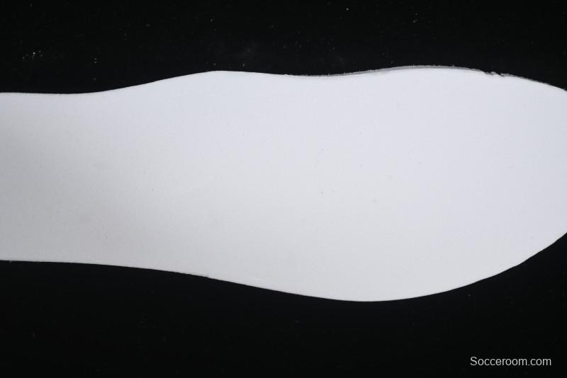 Nike Air Max 90 Retro Running Shoes with Air Cushion Technology - DM0029-110