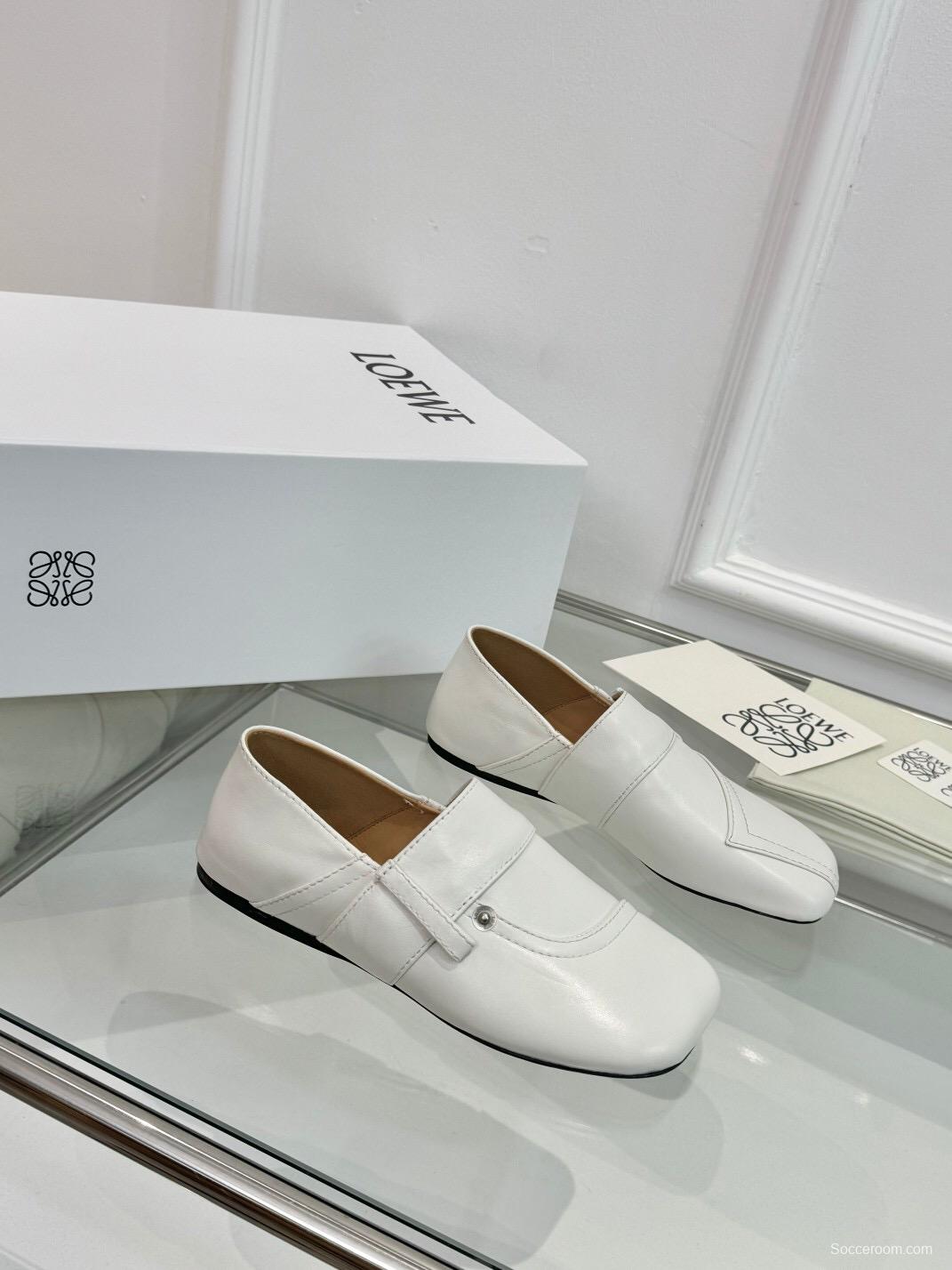2025 Women Loewe White Leather Loafers LY00291