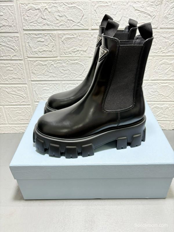 2024 Women Prada Black Leather Chelsea Boots MJ00380