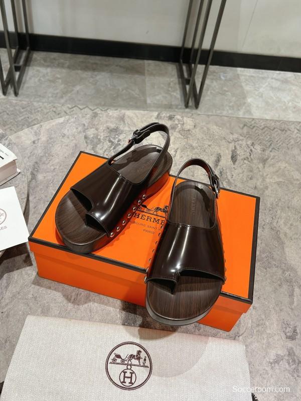 2025 Women Hermès Brown Leather Sandals KFY00250