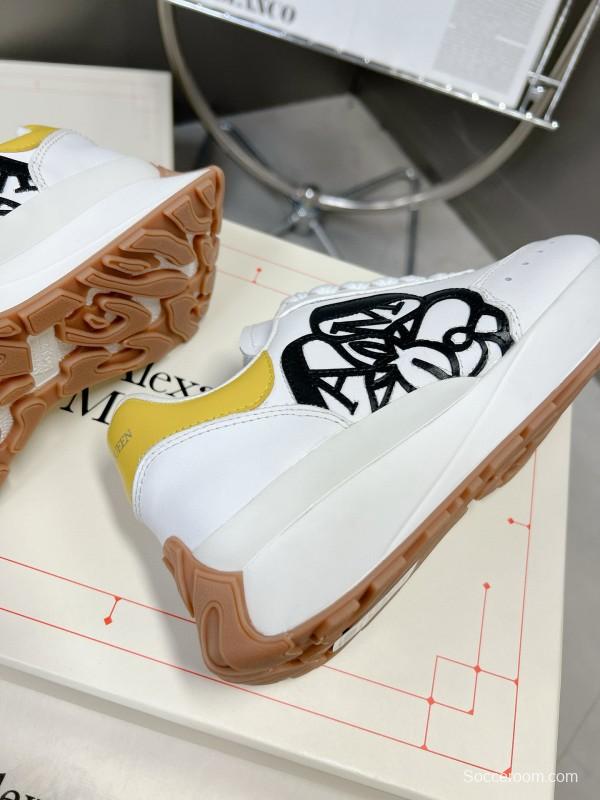 2023 Unisex Alexander McQueen White Yellow Leather Sneakers Seal Logo MJ00370