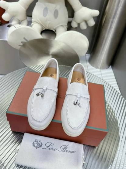 2024 Unisex Le Parmentier White Suede Loafers MJ00270