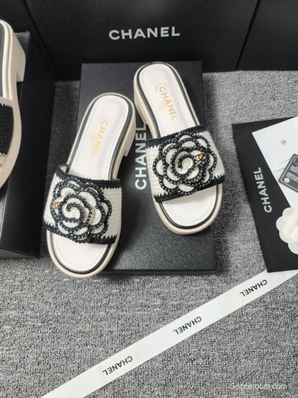 2025 Slippers Chanel Black White Fabric Camellia LY00000