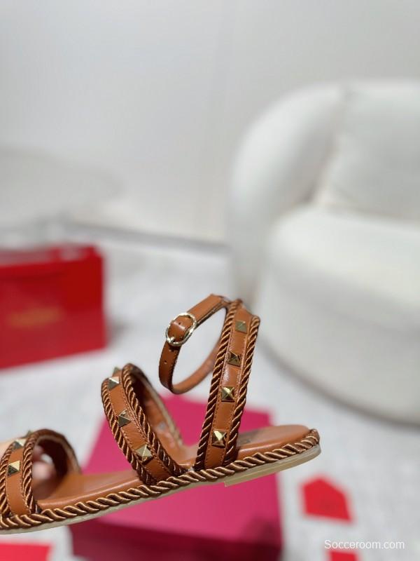 2025 Women Valentino Brown Leather Sandals Braided Craftsmanship LY00250