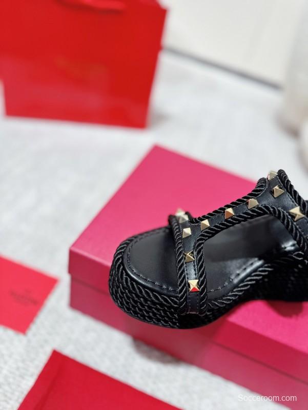 2025 Women Valentino Black Leather Wedge Sandals Studded LY00290
