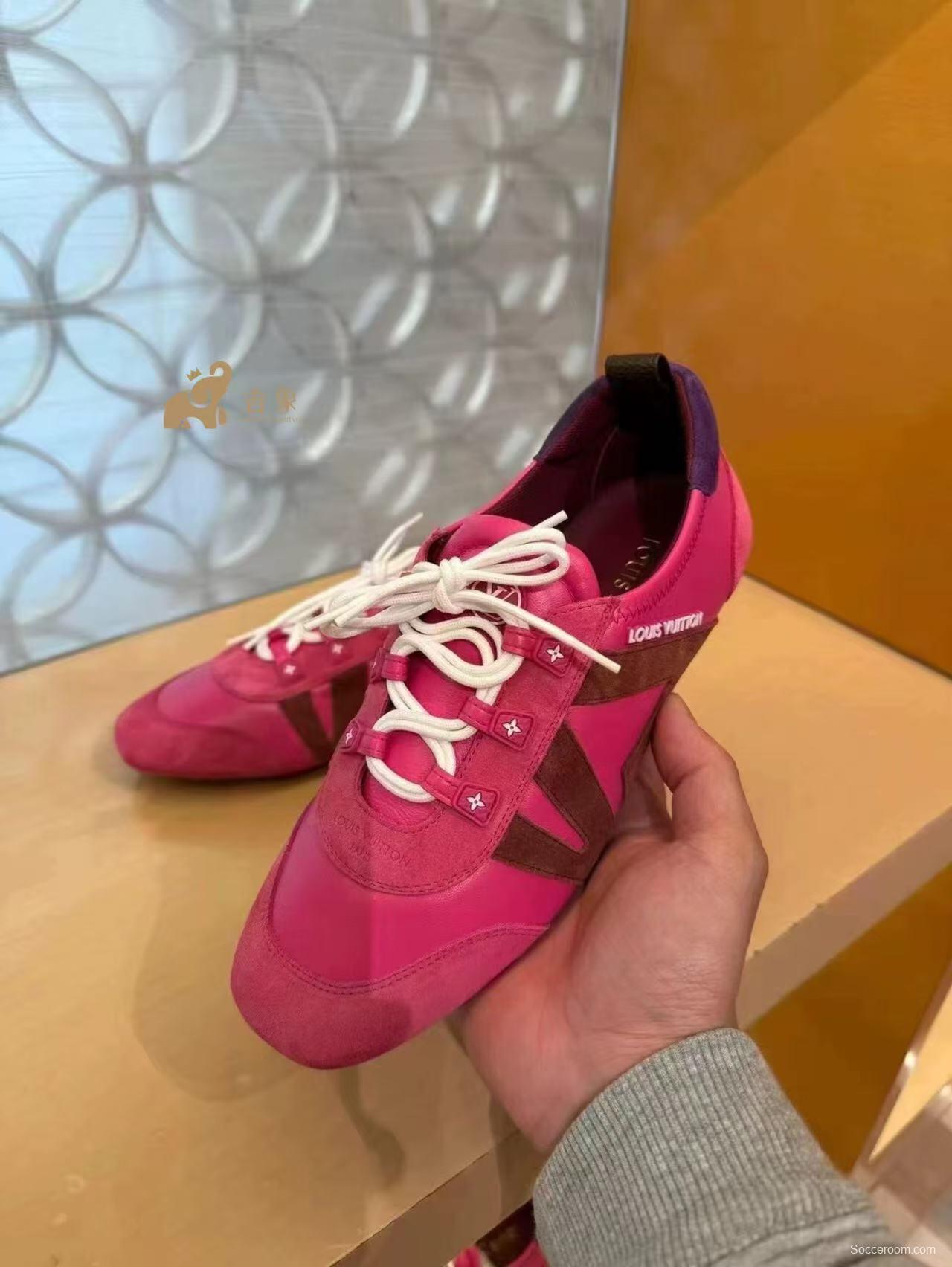 2025 Women Louis Vuitton Pink Purple Suede Leather Sneakers LY00340