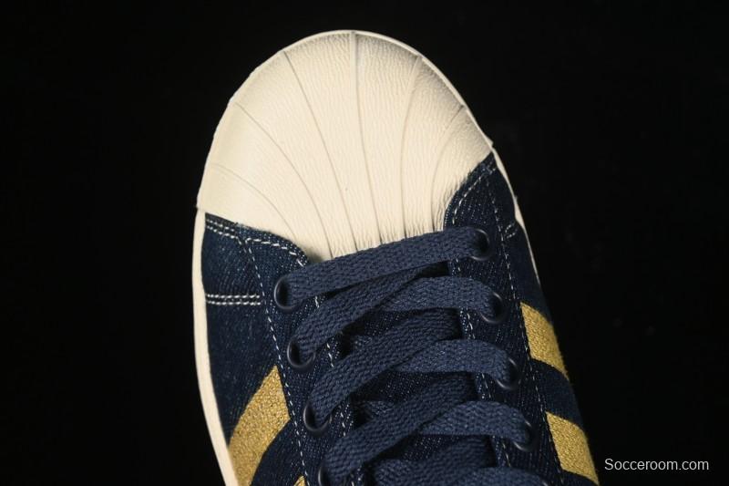 Adidas Superstar 82 Casual Sneakers with Shell Toe Design - JH5577