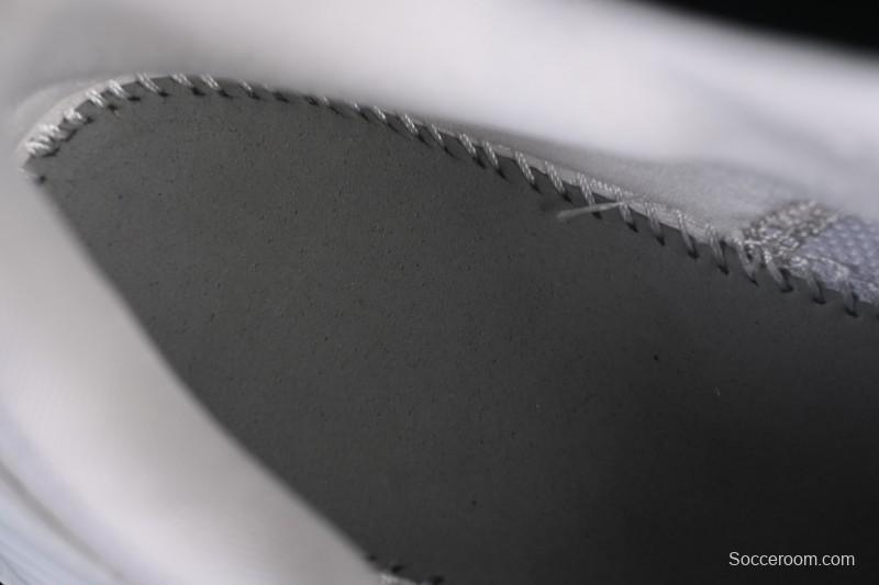 Nike Air Zoom Vomero 18 Cushioned Running Shoes - HM6803-009