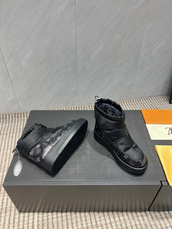 Louis Vuitton Fall/Winter 2025 Snow Boots Series Round Toe Thick Sole Down-Filled Snow Boots - KFY00310