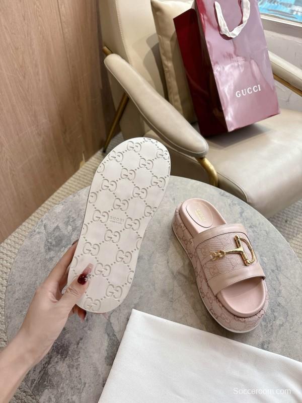 Gucci 8356-8 Women's Sandals with Horsebit Buckle Detail