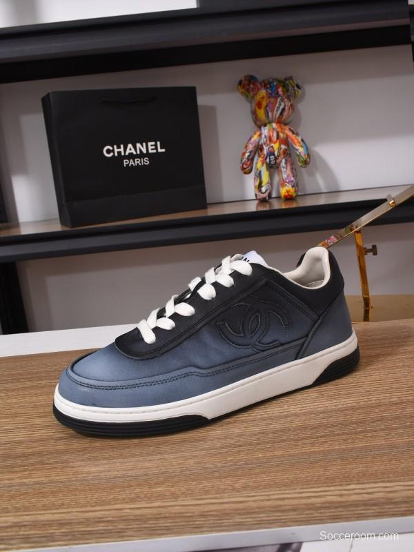 Chanel Classic Loafer with Gradient Logo and Platform Sole - KFY00350