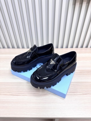 Prada Platform Loafers with Lightweight Anti-Slip Sole - LY00300