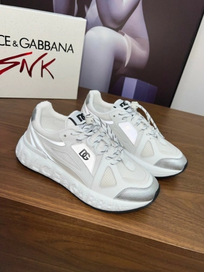 Dolce & Gabbana 2025 SS Casual Shoes with Exaggerated Fashion Style - AS00320