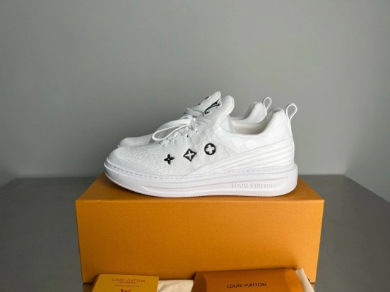 Louis Vuitton Beverly Hills Monogram Knit Sneakers with Imported IP Foam Sole - YC