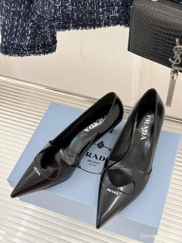 Prada 2025 SS Catwalk Pointed Toe Kitten Heel Single Shoes - KFY00310